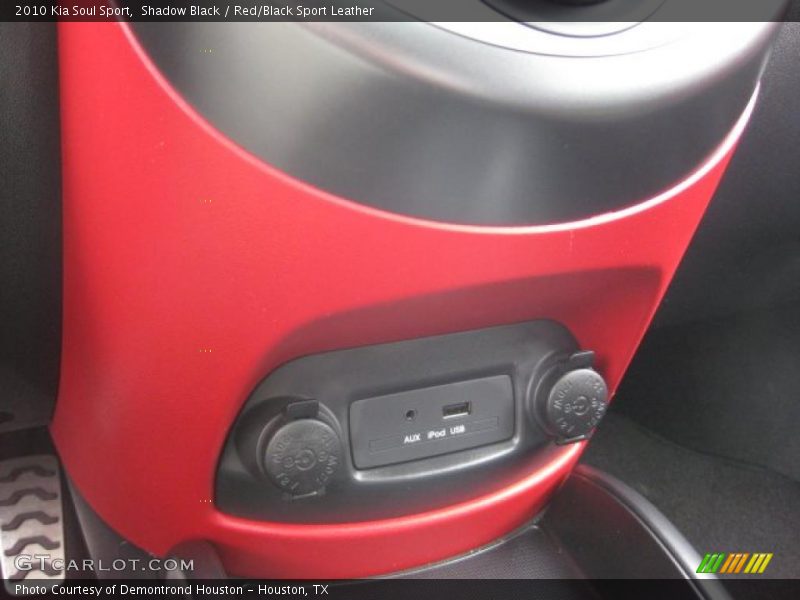 Shadow Black / Red/Black Sport Leather 2010 Kia Soul Sport