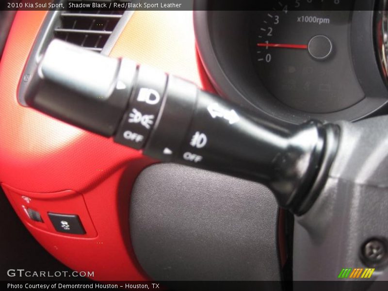 Shadow Black / Red/Black Sport Leather 2010 Kia Soul Sport