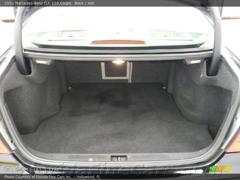 Black / Ash 2001 Mercedes-Benz CLK 320 Coupe
