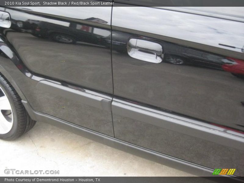 Shadow Black / Red/Black Sport Leather 2010 Kia Soul Sport