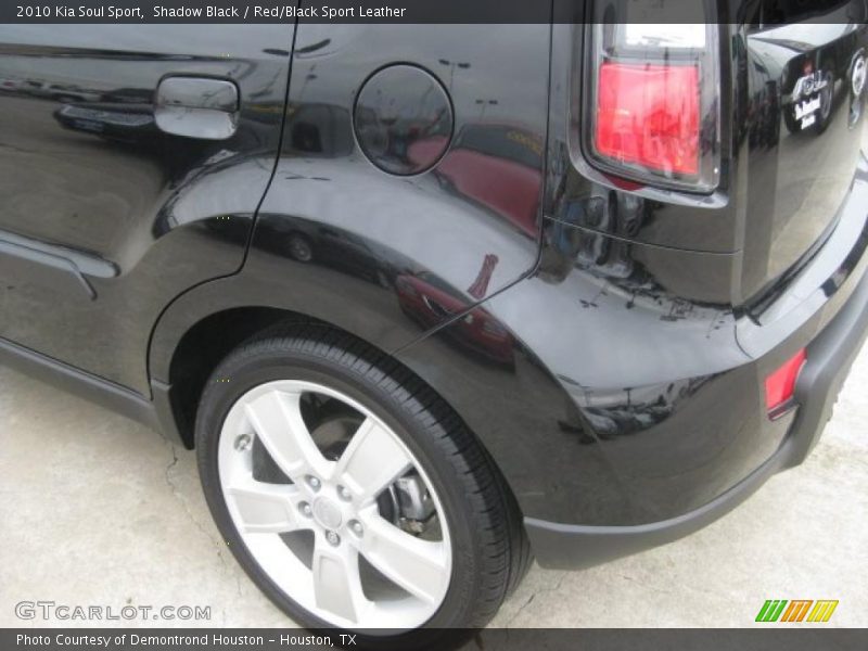 Shadow Black / Red/Black Sport Leather 2010 Kia Soul Sport