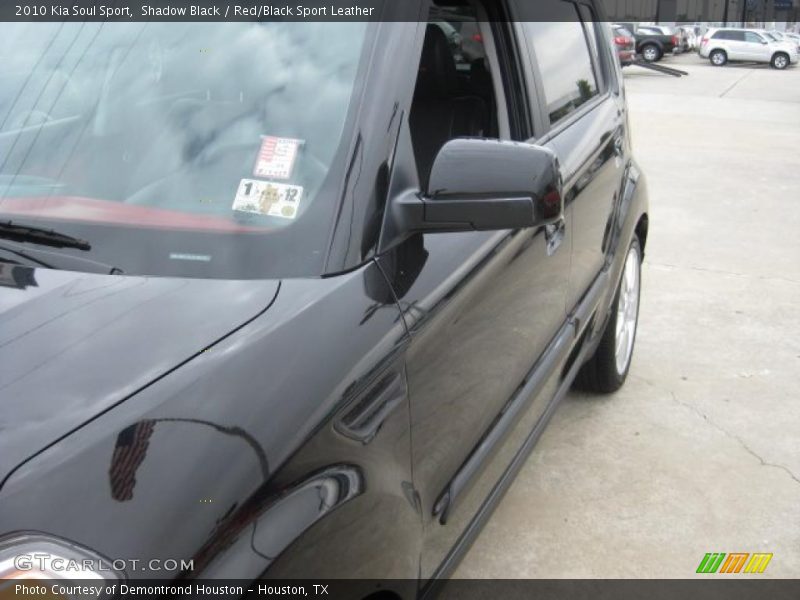 Shadow Black / Red/Black Sport Leather 2010 Kia Soul Sport