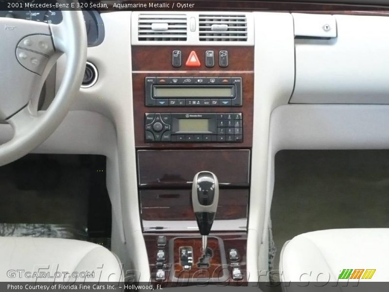 Aquamarine Metallic / Oyster 2001 Mercedes-Benz E 320 Sedan