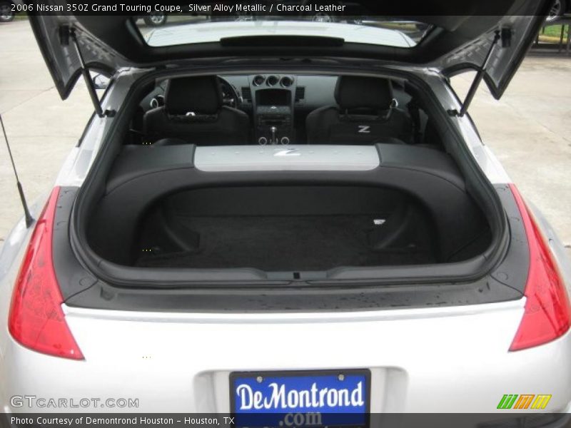  2006 350Z Grand Touring Coupe Trunk