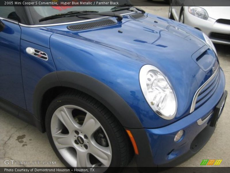 Hyper Blue Metallic / Panther Black 2005 Mini Cooper S Convertible