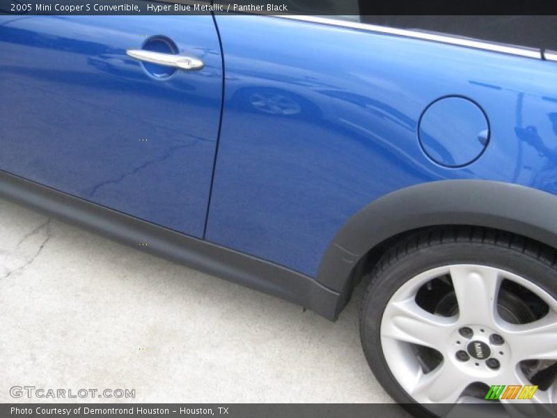 Hyper Blue Metallic / Panther Black 2005 Mini Cooper S Convertible
