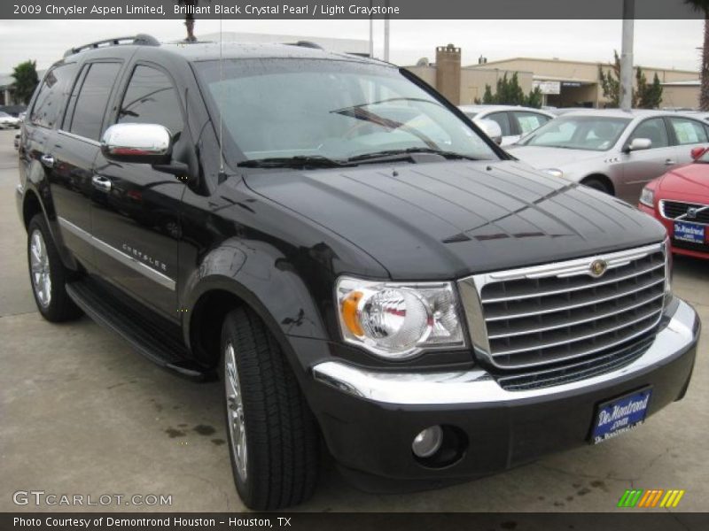Brilliant Black Crystal Pearl / Light Graystone 2009 Chrysler Aspen Limited