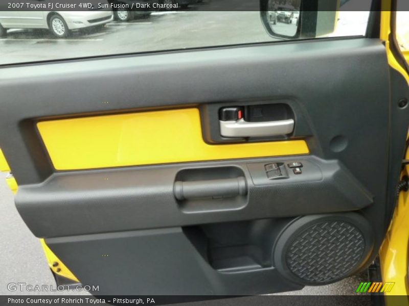 Sun Fusion / Dark Charcoal 2007 Toyota FJ Cruiser 4WD