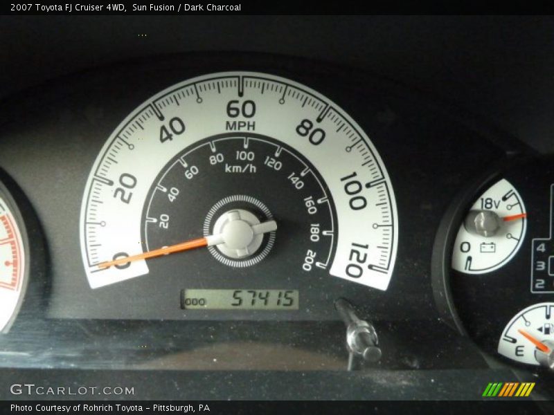 Sun Fusion / Dark Charcoal 2007 Toyota FJ Cruiser 4WD