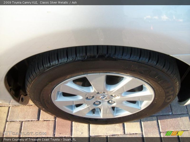 Classic Silver Metallic / Ash 2009 Toyota Camry XLE