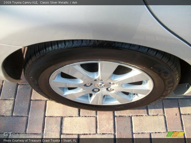 Classic Silver Metallic / Ash 2009 Toyota Camry XLE