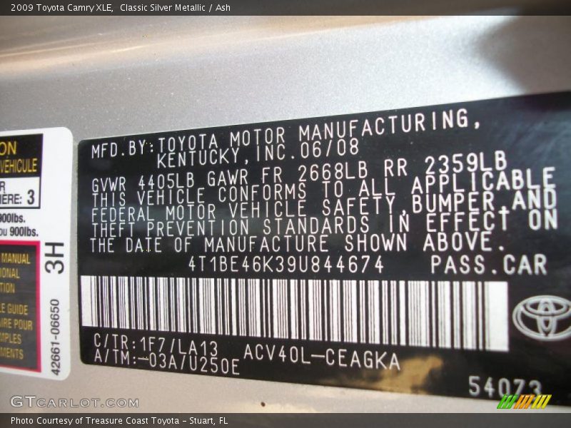 Classic Silver Metallic / Ash 2009 Toyota Camry XLE