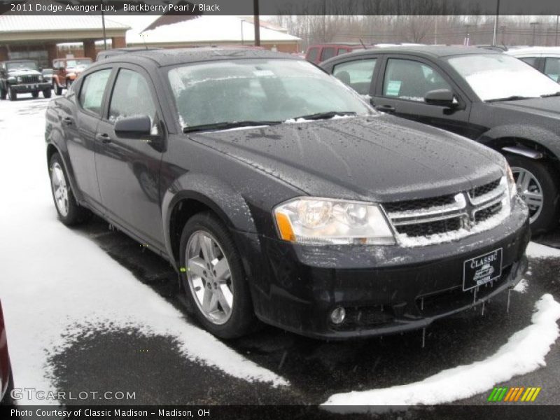 Blackberry Pearl / Black 2011 Dodge Avenger Lux