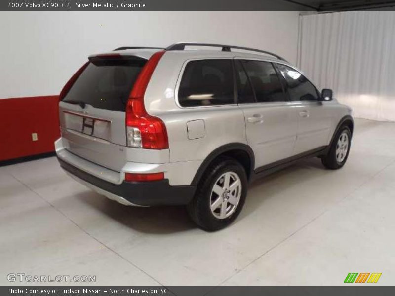 Silver Metallic / Graphite 2007 Volvo XC90 3.2