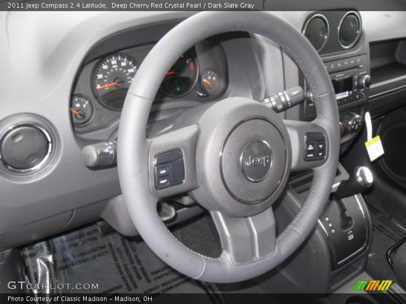  2011 Compass 2.4 Latitude Steering Wheel