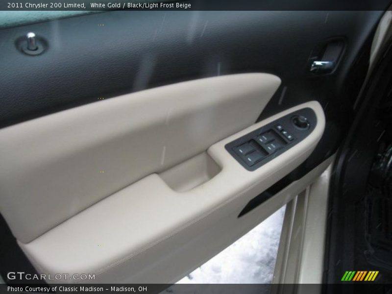 White Gold / Black/Light Frost Beige 2011 Chrysler 200 Limited