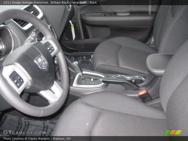 Brilliant Black Crystal Pearl / Black 2011 Dodge Avenger Mainstreet