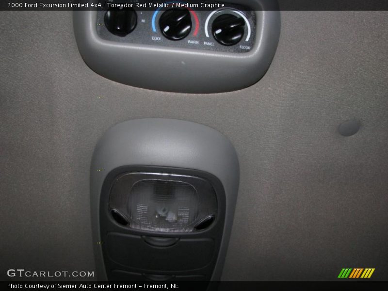 Toreador Red Metallic / Medium Graphite 2000 Ford Excursion Limited 4x4
