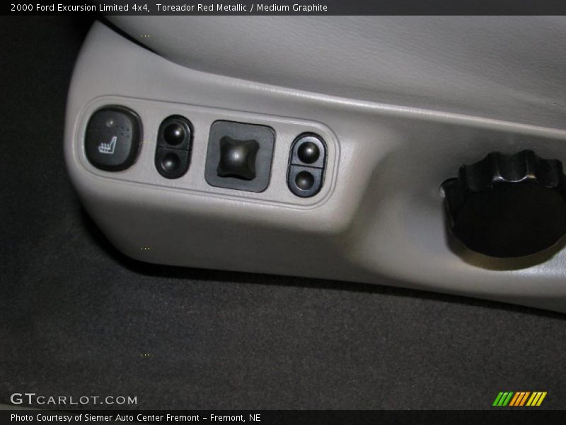 Toreador Red Metallic / Medium Graphite 2000 Ford Excursion Limited 4x4