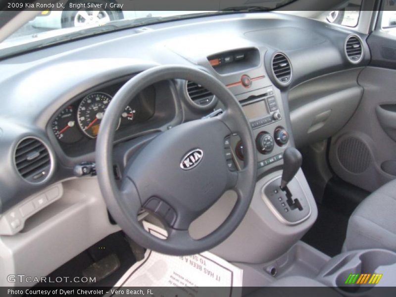 Bright Silver / Gray 2009 Kia Rondo LX