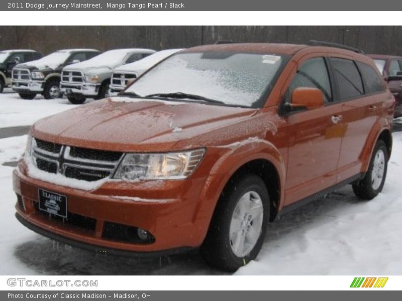 Mango Tango Pearl / Black 2011 Dodge Journey Mainstreet