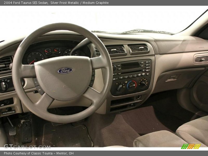 Silver Frost Metallic / Medium Graphite 2004 Ford Taurus SES Sedan