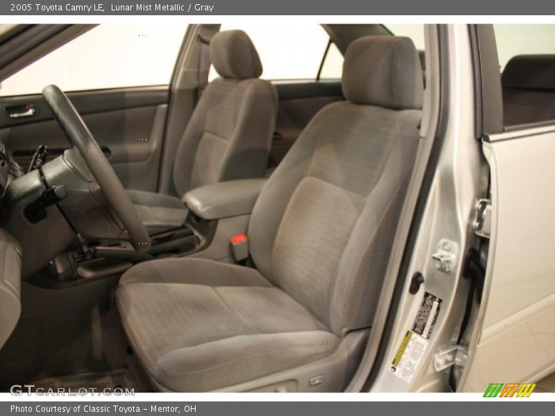 Lunar Mist Metallic / Gray 2005 Toyota Camry LE