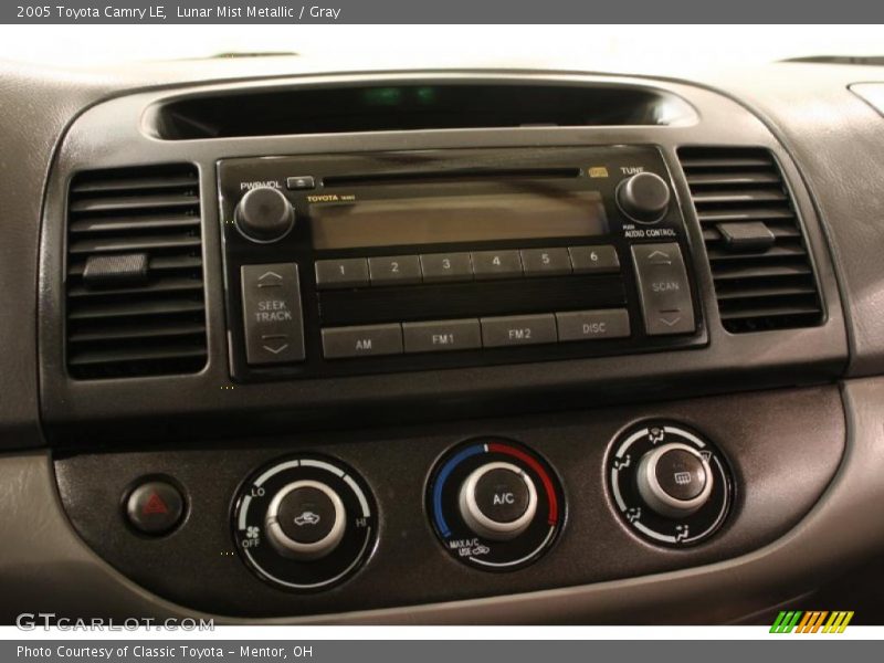 Lunar Mist Metallic / Gray 2005 Toyota Camry LE