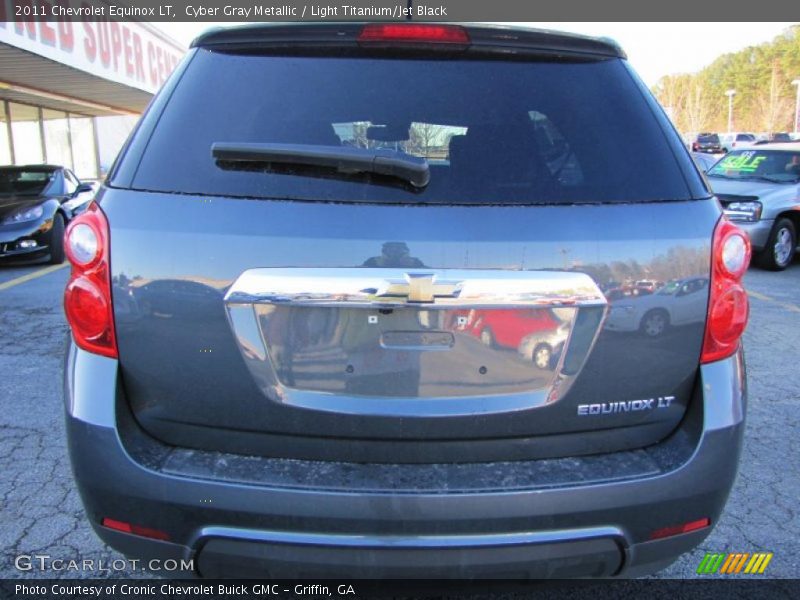 Cyber Gray Metallic / Light Titanium/Jet Black 2011 Chevrolet Equinox LT