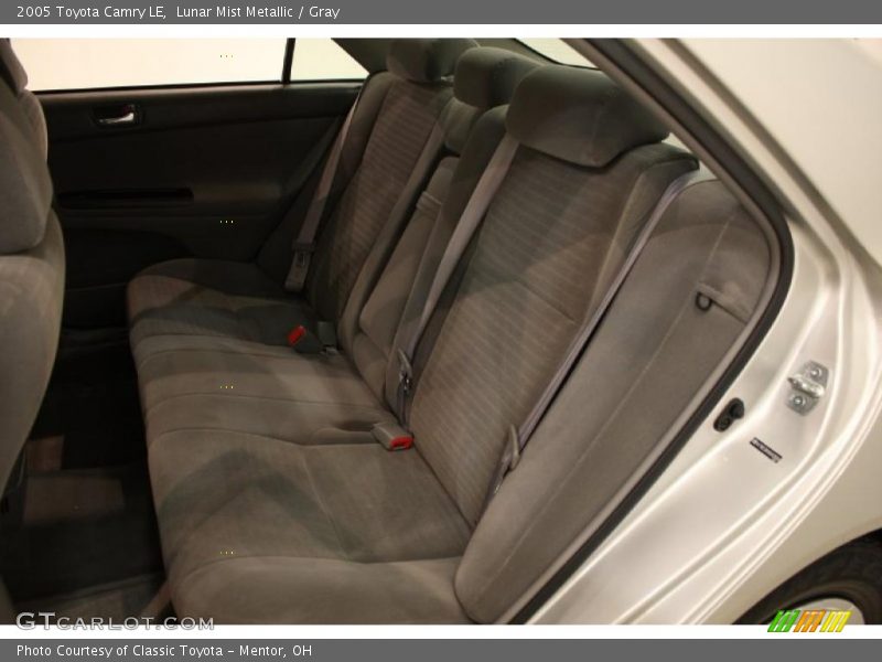 Lunar Mist Metallic / Gray 2005 Toyota Camry LE