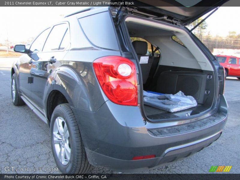 Cyber Gray Metallic / Light Titanium/Jet Black 2011 Chevrolet Equinox LT