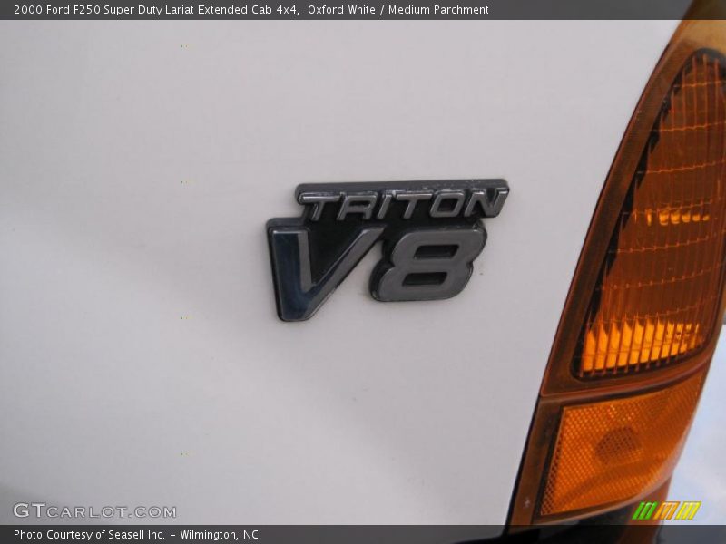 Oxford White / Medium Parchment 2000 Ford F250 Super Duty Lariat Extended Cab 4x4