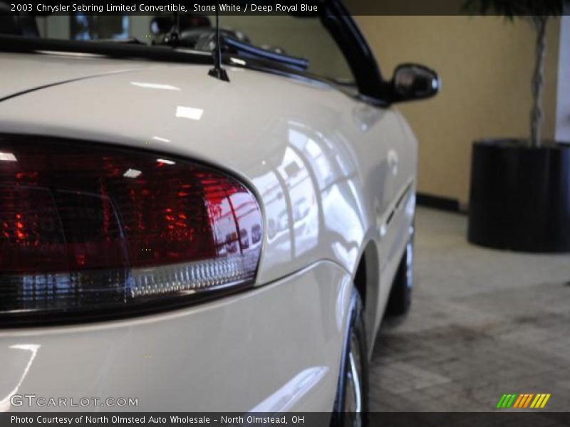 Stone White / Deep Royal Blue 2003 Chrysler Sebring Limited Convertible