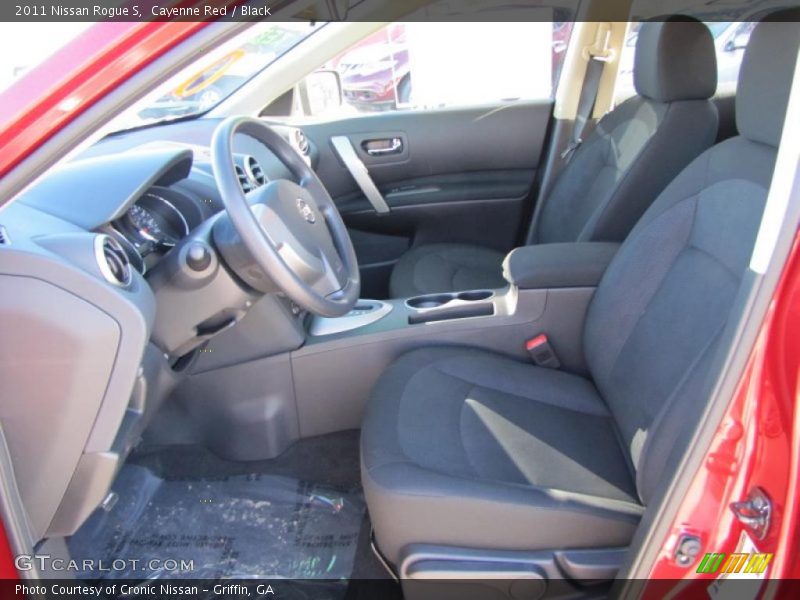 Cayenne Red / Black 2011 Nissan Rogue S