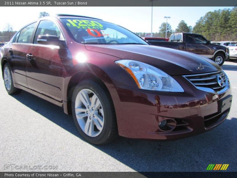 Tuscan Sun / Blond 2011 Nissan Altima 3.5 SR