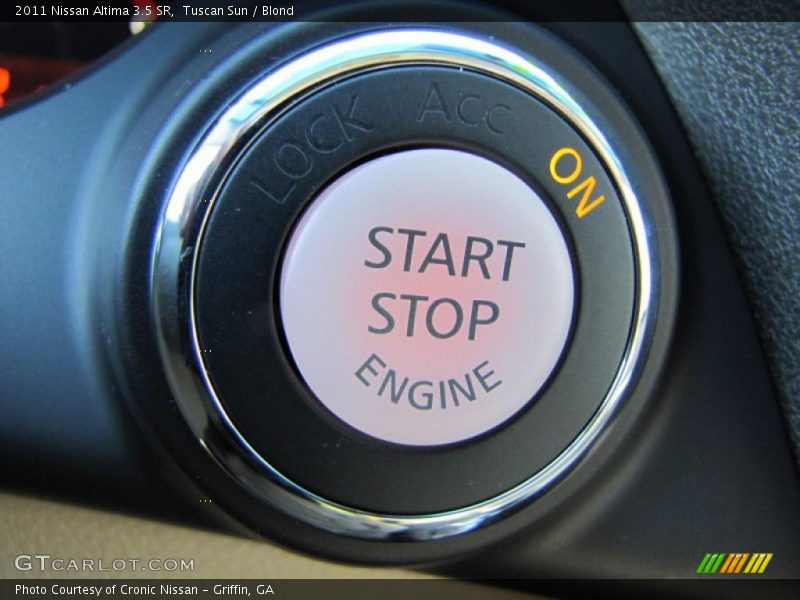 Controls of 2011 Altima 3.5 SR