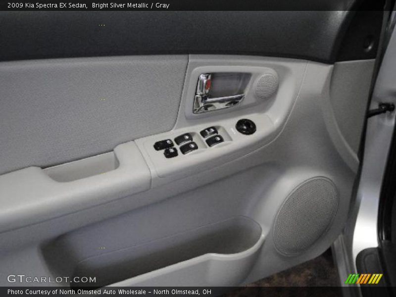 Bright Silver Metallic / Gray 2009 Kia Spectra EX Sedan
