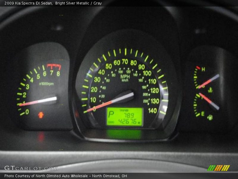 Bright Silver Metallic / Gray 2009 Kia Spectra EX Sedan