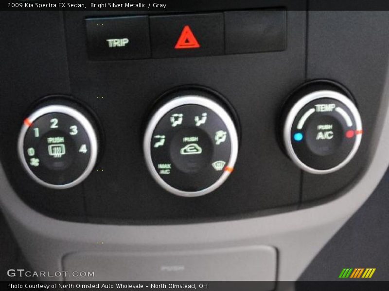 Bright Silver Metallic / Gray 2009 Kia Spectra EX Sedan