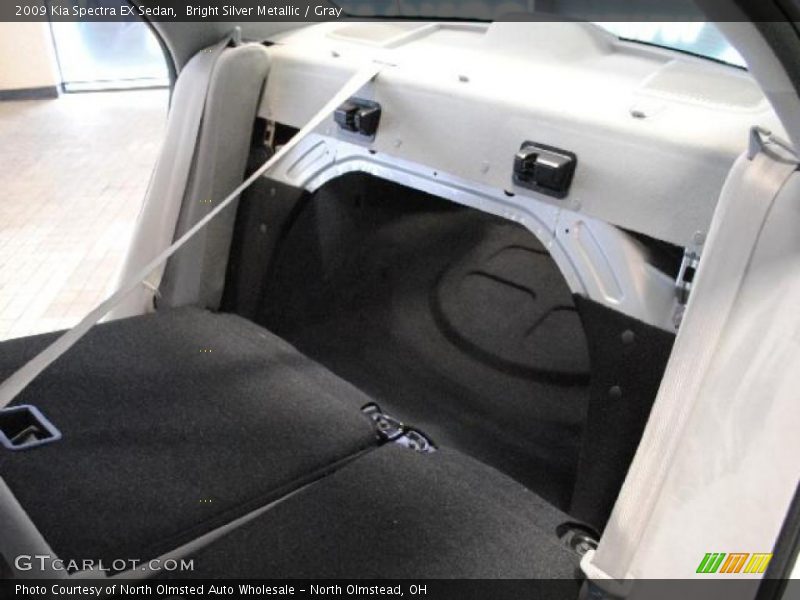 Bright Silver Metallic / Gray 2009 Kia Spectra EX Sedan