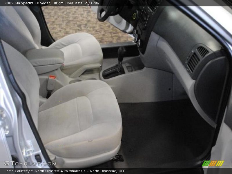 Bright Silver Metallic / Gray 2009 Kia Spectra EX Sedan