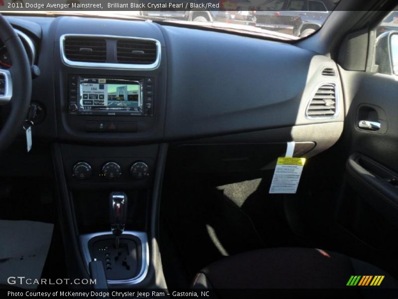 Brilliant Black Crystal Pearl / Black/Red 2011 Dodge Avenger Mainstreet