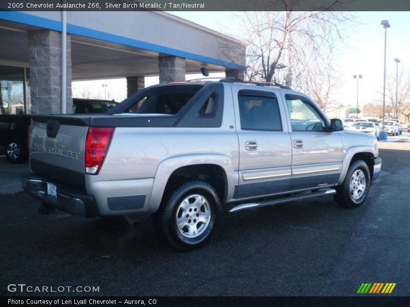 Silver Birch Metallic / Tan/Neutral 2005 Chevrolet Avalanche Z66