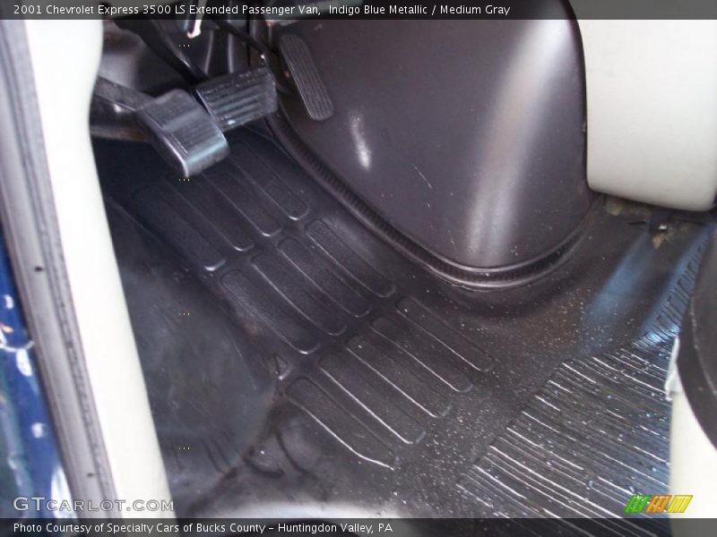 Indigo Blue Metallic / Medium Gray 2001 Chevrolet Express 3500 LS Extended Passenger Van