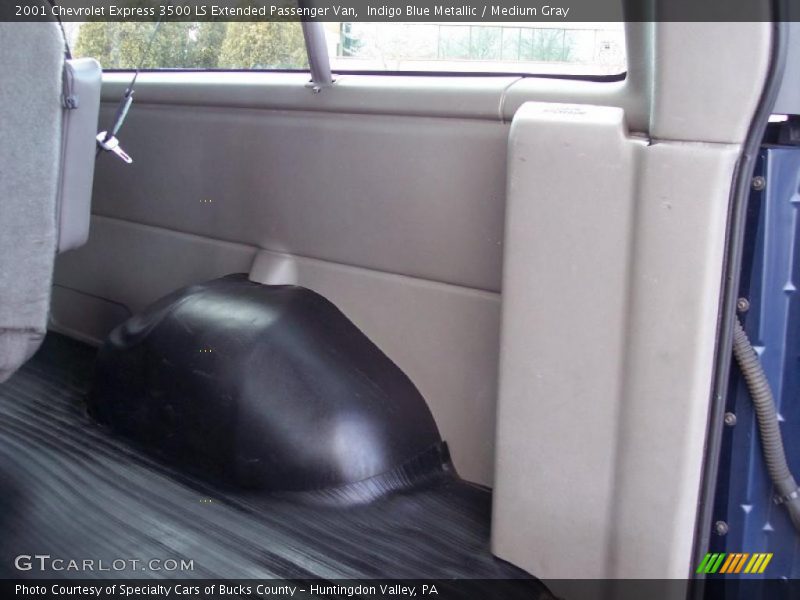 Indigo Blue Metallic / Medium Gray 2001 Chevrolet Express 3500 LS Extended Passenger Van