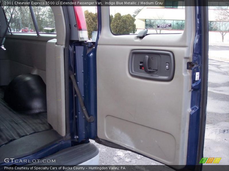 Indigo Blue Metallic / Medium Gray 2001 Chevrolet Express 3500 LS Extended Passenger Van