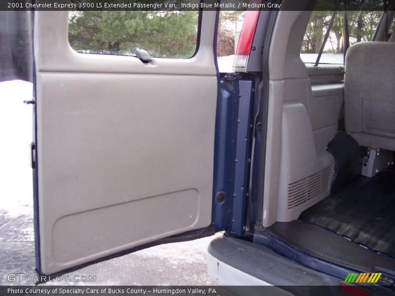 Indigo Blue Metallic / Medium Gray 2001 Chevrolet Express 3500 LS Extended Passenger Van