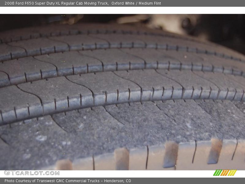 Oxford White / Medium Flint 2008 Ford F650 Super Duty XL Regular Cab Moving Truck