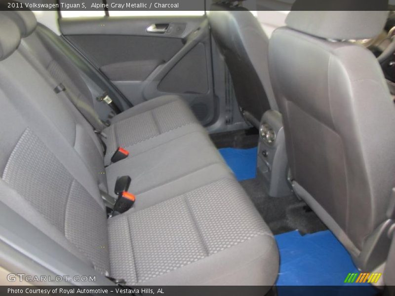 Alpine Gray Metallic / Charcoal 2011 Volkswagen Tiguan S