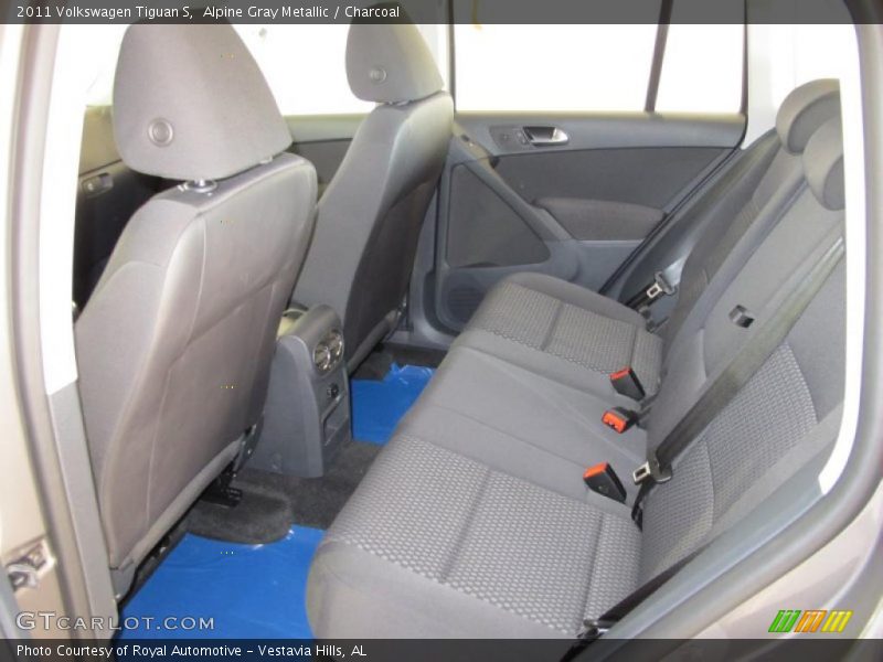 Alpine Gray Metallic / Charcoal 2011 Volkswagen Tiguan S